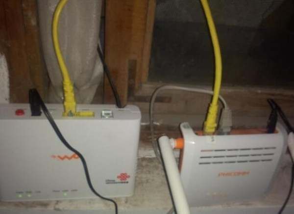 带路由功能的光猫如何接路由器(联通猫怎么连接路由器)