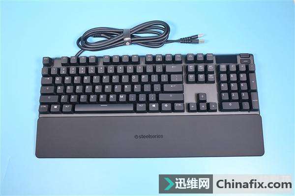 首个可自动调节触发键程的机械键盘 APEX PRO开箱图赏