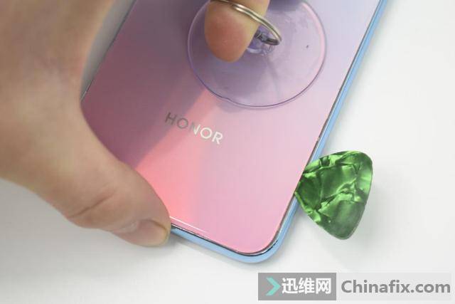 荣耀20青春版拆机评测首发，轻薄大电池还有工艺性能全解密