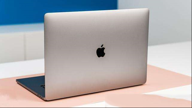 几年来变化最大的MacBook Pro，竟是晚上悄悄上架的？