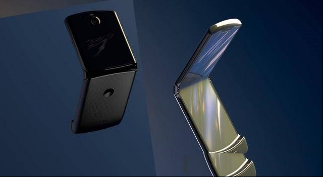 GSMArena：大部分调查者认为折叠屏最佳方案为“翻盖式”