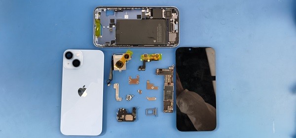 iPhone 14/Pro 拆解报告 ：双基带芯片、国产ROM..
