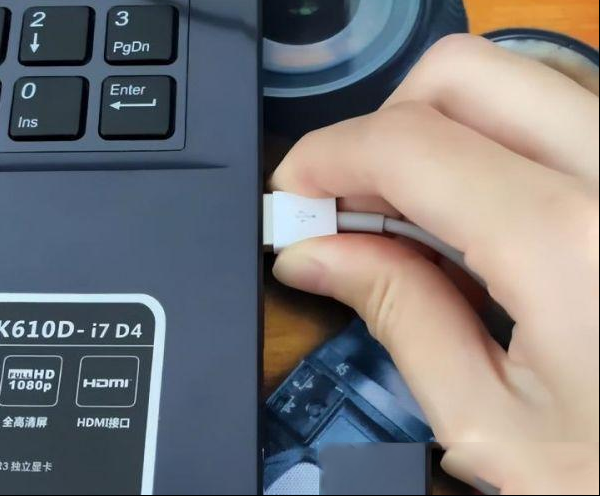 iPhone手机里的照片怎么导入电脑？手机里的照片怎么存在电脑里