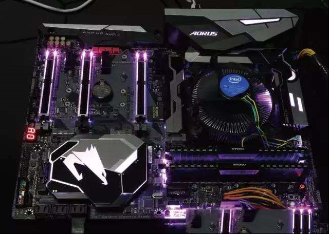 技嘉Z370 AORUS GAMING 7体验：主板也能增加“吃鸡”存活时间