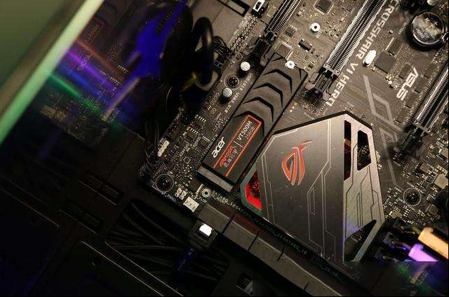 宏基龙麟铠甲VT500M-PRO M.2 SSD评测
