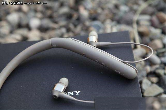 索尼WI-1000X蓝牙耳机测评：给你新静界