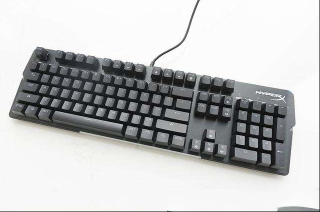 HyperX火星RGB机械键盘测评：予其光芒 亦使其绽放