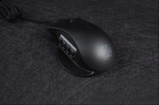 Tt esports 复仇者 NEMESIS RGB游戏鼠标拆解测评