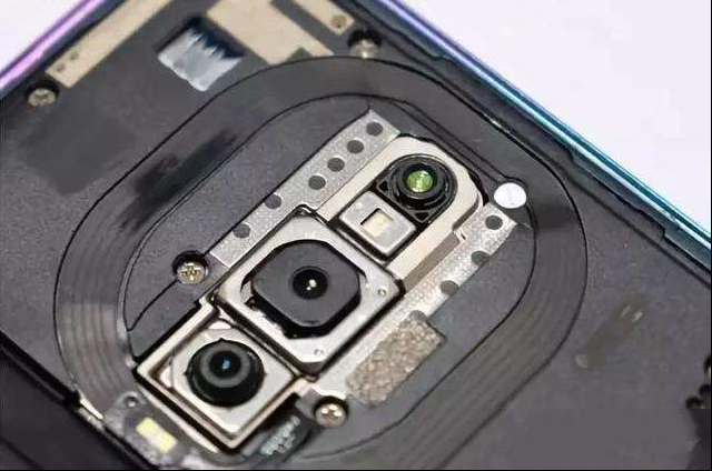 OPPO R17 Pro三摄模组曝光：全球首发TOF人脸识别技术