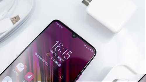 vivo X23手机开箱评测:全面屏进化,超广角轻松拍大长腿