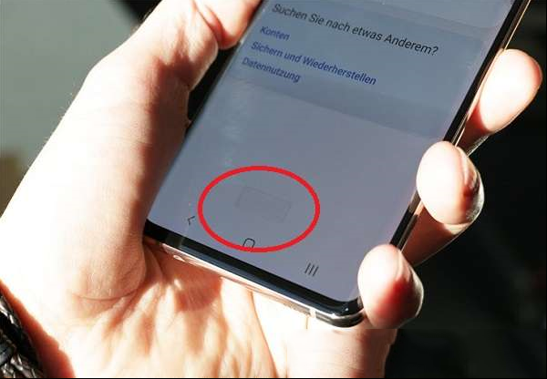三星Galaxy S10屏幕指纹曝出质量问题：强光下清晰可见
