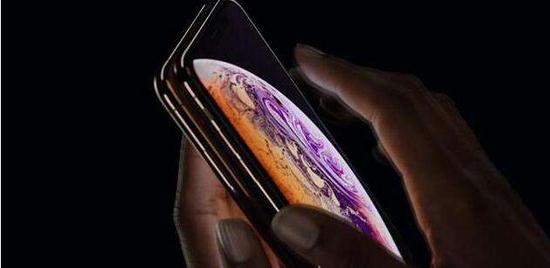 以色列镜头技术公司控告 Apple iPhone 侵犯10项专利