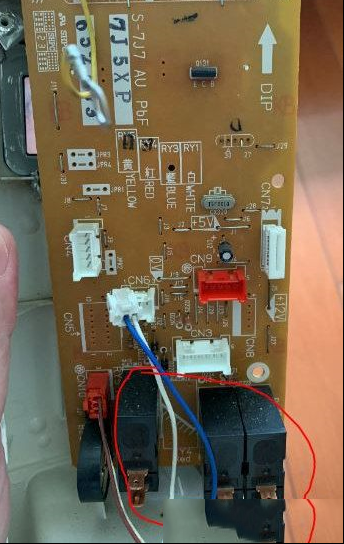 松下NN-GS575W变频微波炉通电启动后自动停止的检修
