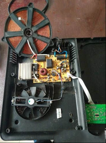 美的C21-SN216D电磁炉开机报警不加热的检修