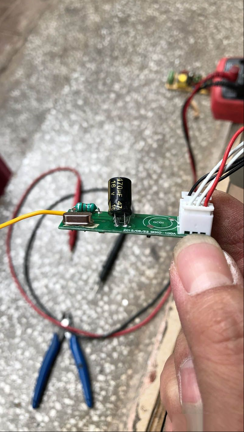 新功K29电茶炉通电开机显示E8故障的检修