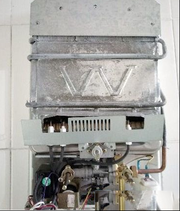 烟道式燃气热水器打不着火的原因分析