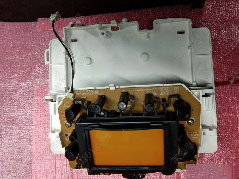 福库CRP-HD1054FI电饭煲通电无反应的检修思路