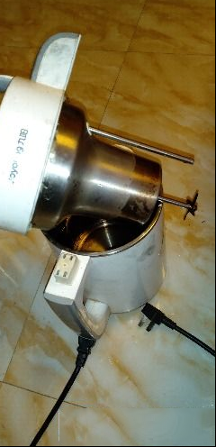 九阳DJ12B-A11D豆浆机不能正常工作的维修