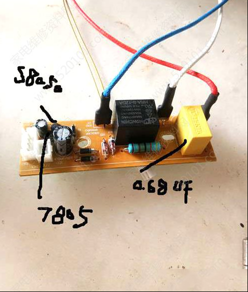 茁美电饭煲面板无显示的检修思路