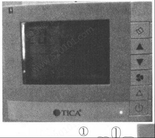 天加TRA010CH屋顶空调屏显代码“7”故障检修