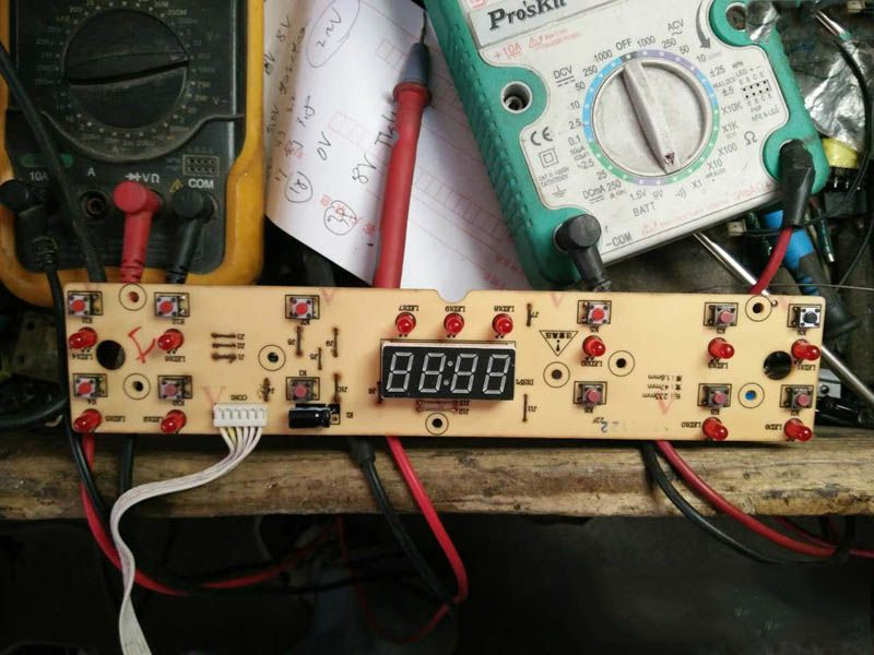 九阳JYC-21DS29电磁炉指示灯亮一闪一闪的无法开机