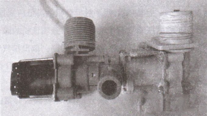 用移花接木法修复全自动洗衣机进水电磁阀的故障