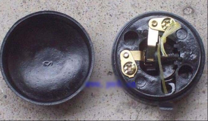 一例电灯老式拉线开关的接线方法