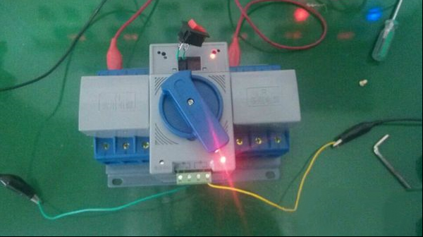 双电源自动转换开关的工作方式与连接方法
