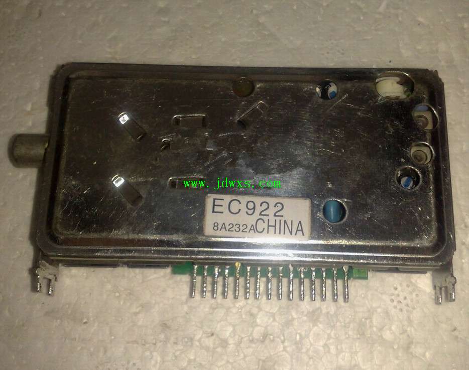 东芝34G6UXC大彩电子画面上下跳动， 伴有黑色横条干扰，主画面图像始终正常。