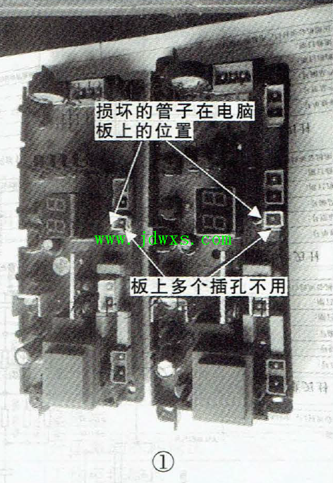 长虹XQB80-8038型全自动洗衣机，上电后面板数码灯不亮，整机无反应维修案例电机异常导 ...